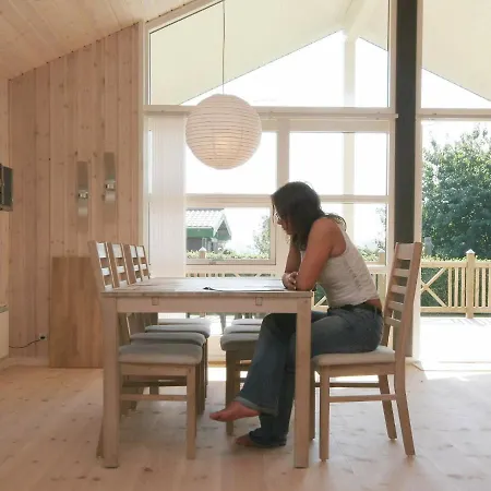 Three-bedroom Holiday In Stevns 1 *