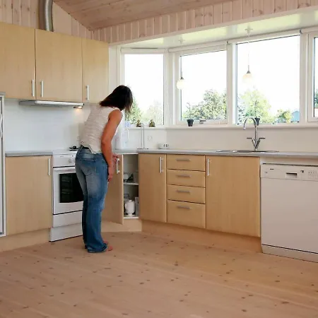 Three-bedroom Holiday In Stevns 1 Vakantiehuis Rødvig